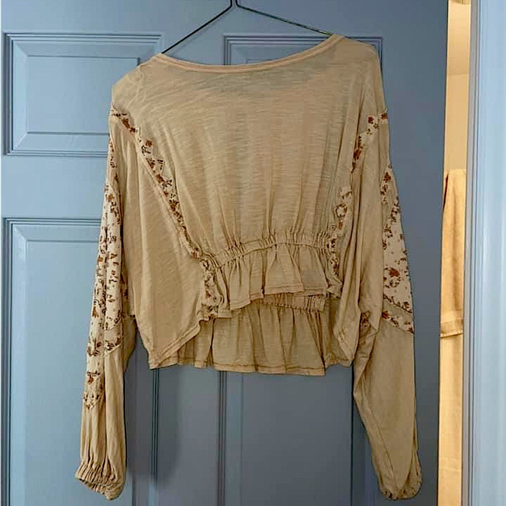 Free people call shirt!